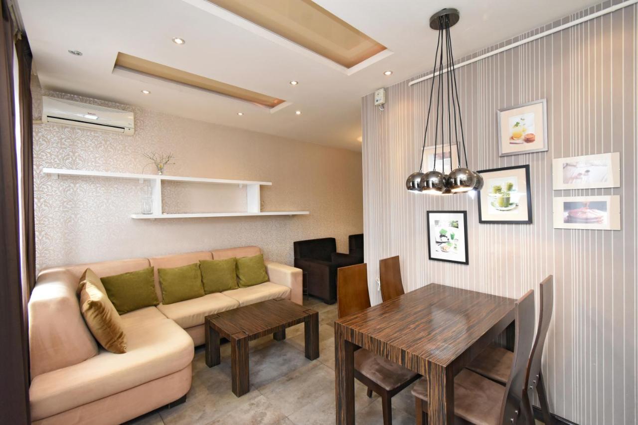 Galaxy Inn Luxury Hostel In Center Jerevan Exteriör bild